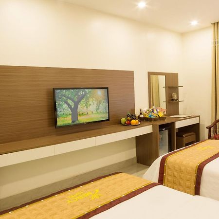Mercy Hotel Hanoi Buitenkant foto